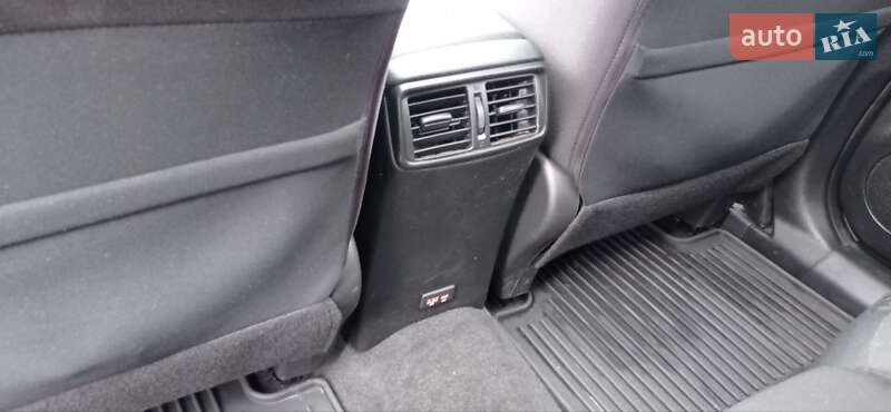 Внедорожник / Кроссовер Nissan Rogue 2019 в Александрие фото 26 Внедорожник / Кроссовер Nissan Rogue 2019 в Александрие