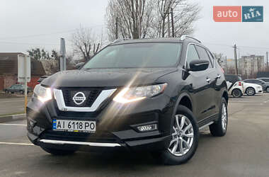 Позашляховик / Кросовер Nissan Rogue 2018 в Києві