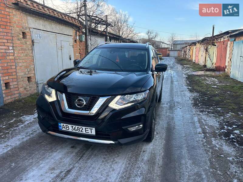 Позашляховик / Кросовер Nissan Rogue 2017 в Вінниці