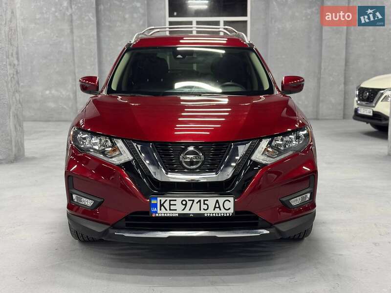 Позашляховик / Кросовер Nissan Rogue 2020 в Кам'янському