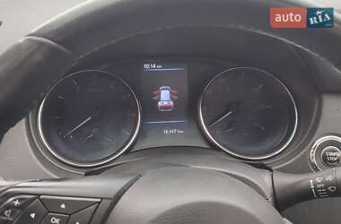 Позашляховик / Кросовер Nissan Rogue 2018 в 