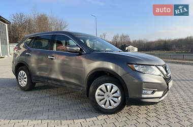 Позашляховик / Кросовер Nissan Rogue 2014 в Тернополі