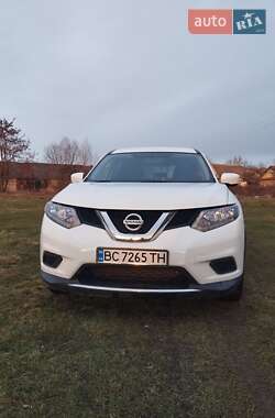 Позашляховик / Кросовер Nissan Rogue 2015 в Львові