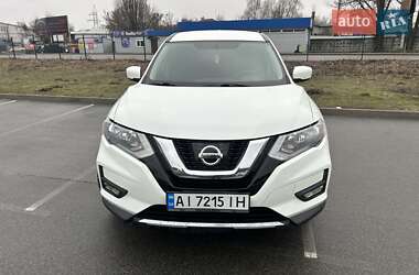 Внедорожник / Кроссовер Nissan Rogue 2017 в Киеве