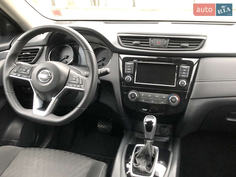 Внедорожник / Кроссовер Nissan Rogue 2019 в Кременчуге