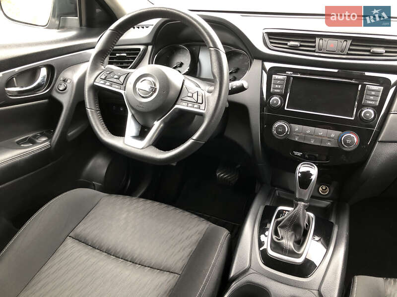 Внедорожник / Кроссовер Nissan Rogue 2019 в Кременчуге