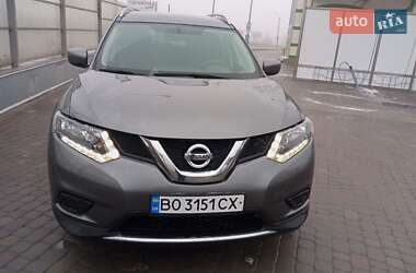 Внедорожник / Кроссовер Nissan Rogue 2016 в 