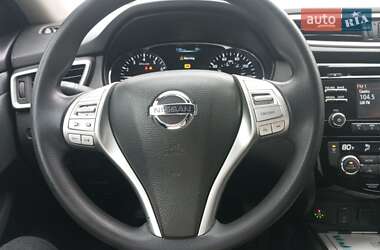 Внедорожник / Кроссовер Nissan Rogue 2016 в 