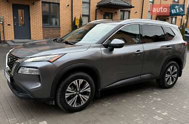 Внедорожник / Кроссовер Nissan Rogue 2021 в 