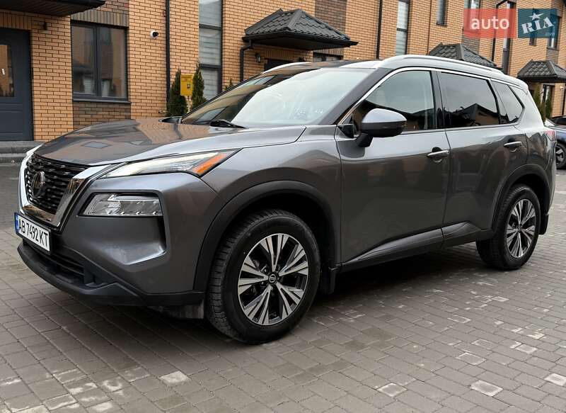Внедорожник / Кроссовер Nissan Rogue 2021 в 