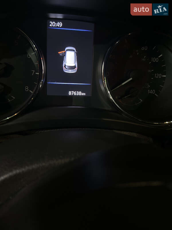 Внедорожник / Кроссовер Nissan Rogue 2019 в Киеве