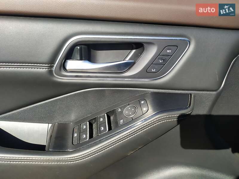 Позашляховик / Кросовер Nissan Rogue 2020 в Києві фото 5 Позашляховик / Кросовер Nissan Rogue 2020 в Києві