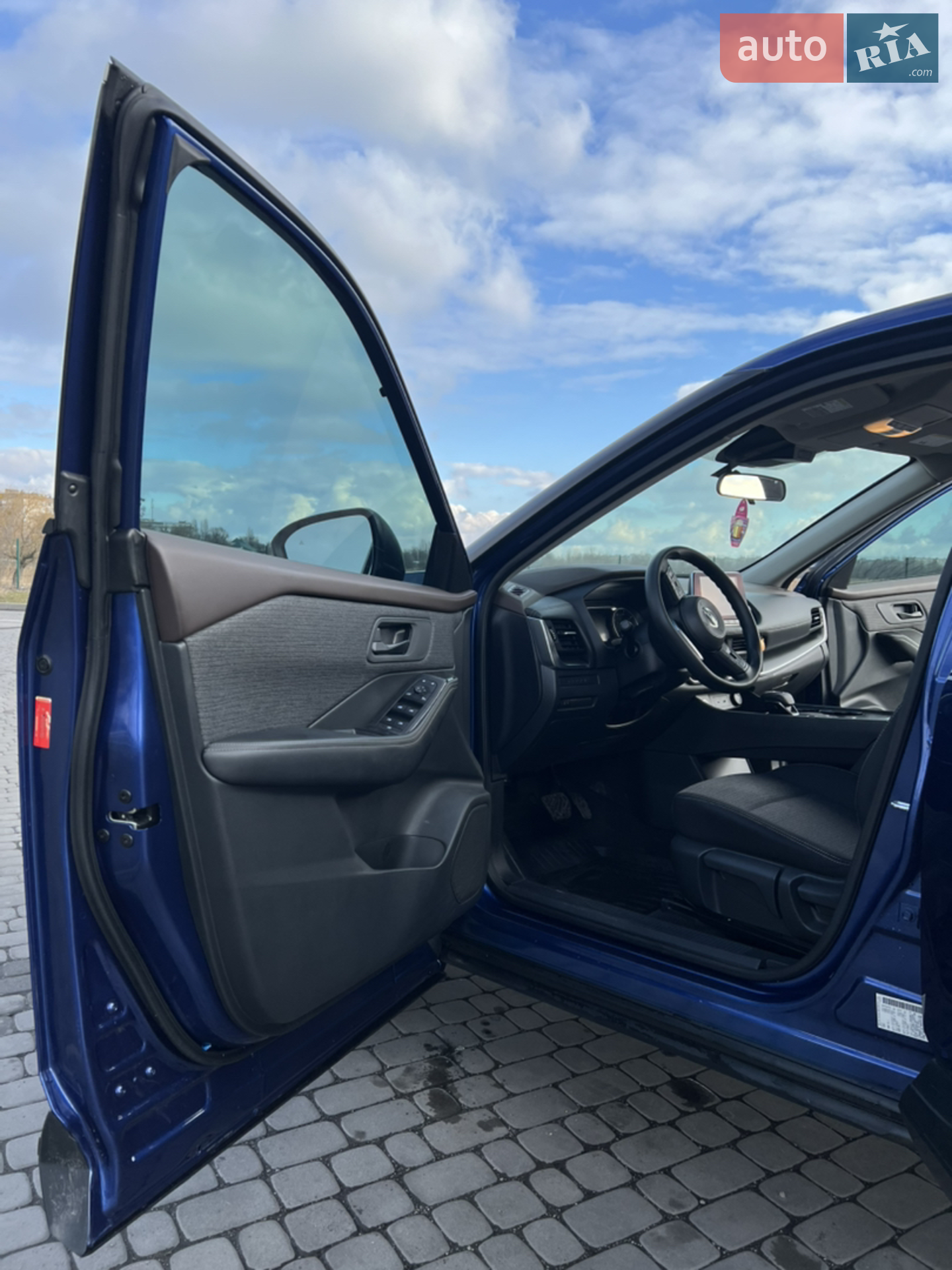 2021 Nissan Rogue - мініатюра 10
