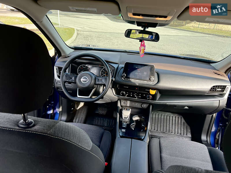 Внедорожник / Кроссовер Nissan Rogue 2021 в Зенькове