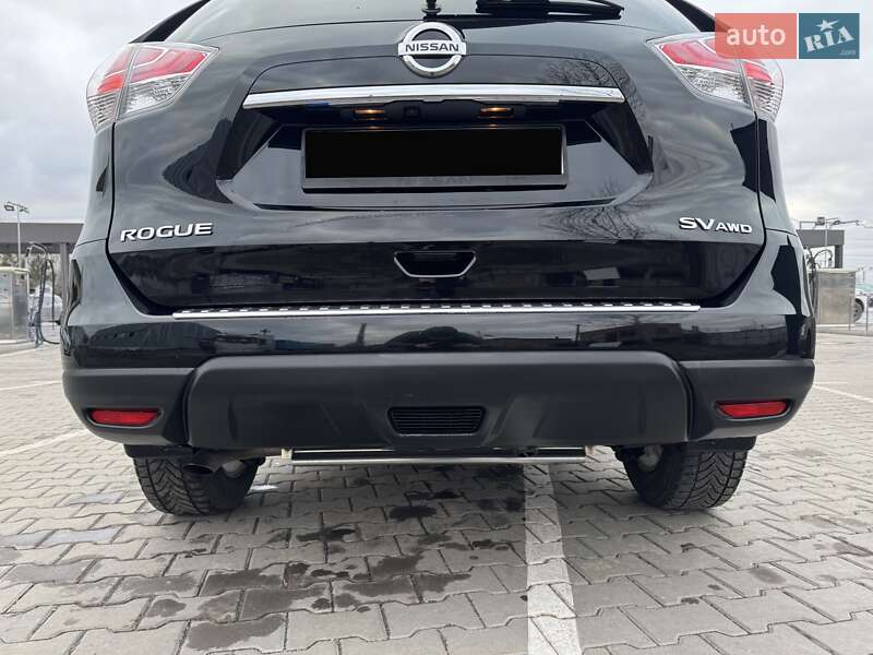Внедорожник / Кроссовер Nissan Rogue 2015 в Полтаве