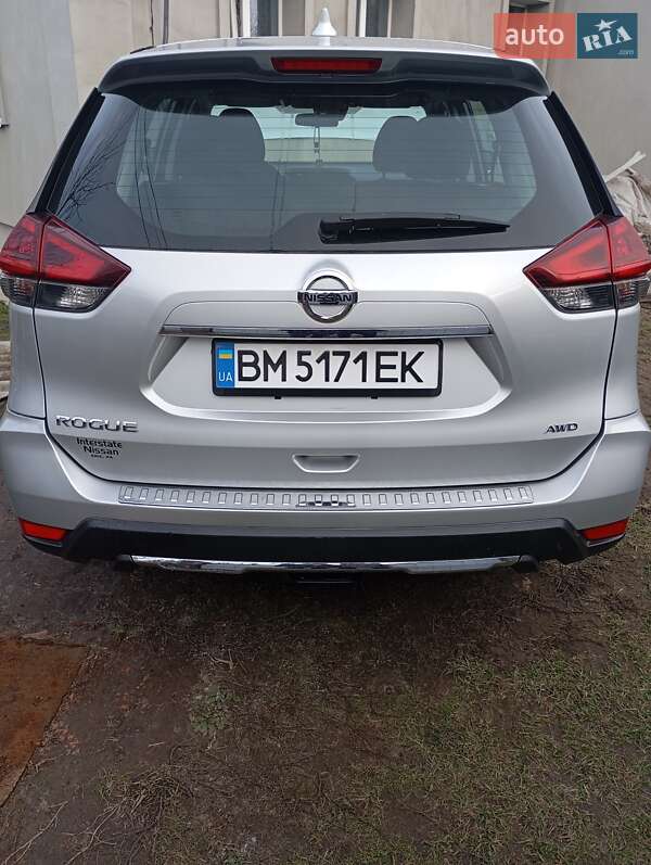 Внедорожник / Кроссовер Nissan Rogue 2019 в Ромнах