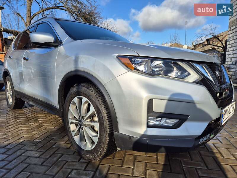 Позашляховик / Кросовер Nissan Rogue 2020 в Сумах