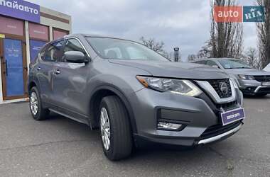 Позашляховик / Кросовер Nissan Rogue 2018 в Одесі