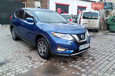 Позашляховик / Кросовер Nissan Rogue 2017 в Одесі