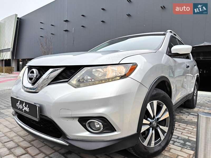 Позашляховик / Кросовер Nissan Rogue 2015 в Києві