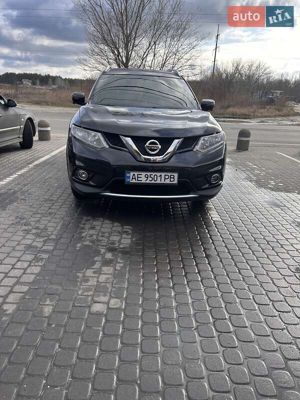 Позашляховик / Кросовер Nissan Rogue 2016 в Кам'янському фото 3 Позашляховик / Кросовер Nissan Rogue 2016 в Кам'янському