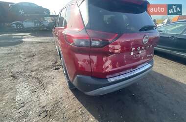 Внедорожник / Кроссовер Nissan Rogue 2022 в 