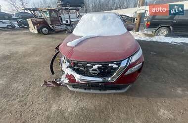 Внедорожник / Кроссовер Nissan Rogue 2022 в 