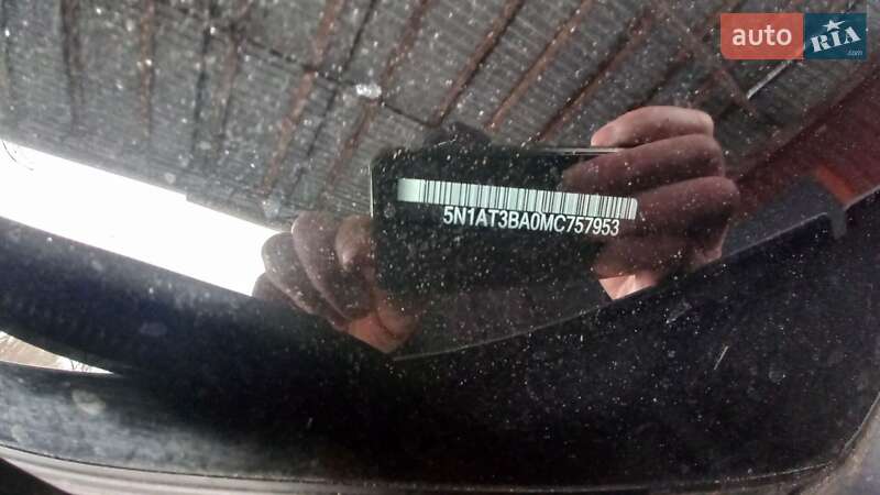 Внедорожник / Кроссовер Nissan Rogue 2021 в Запорожье