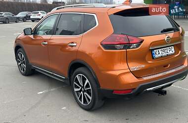 Внедорожник / Кроссовер Nissan Rogue 2019 в Киеве