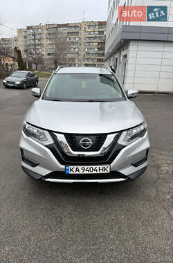 Внедорожник / Кроссовер Nissan Rogue 2017 в Киеве