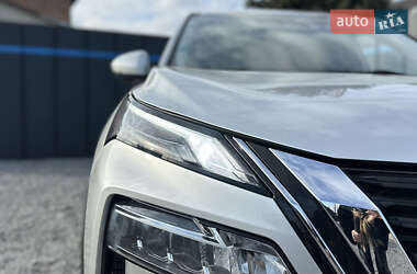 Внедорожник / Кроссовер Nissan Rogue 2020 в 