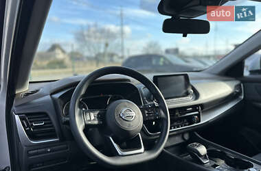 Внедорожник / Кроссовер Nissan Rogue 2020 в 