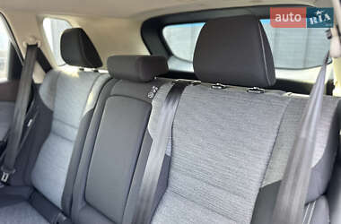 Внедорожник / Кроссовер Nissan Rogue 2020 в 