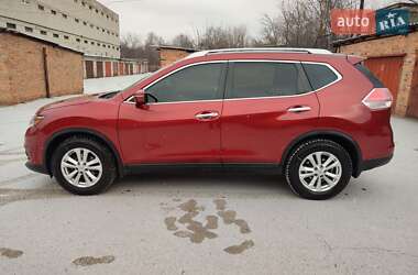 Внедорожник / Кроссовер Nissan Rogue 2015 в Харькове