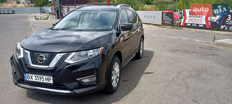Внедорожник / Кроссовер Nissan Rogue 2017 в Кривом Роге фото 3 Внедорожник / Кроссовер Nissan Rogue 2017 в Кривом Роге