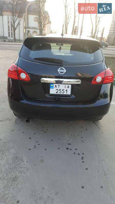 Внедорожник / Кроссовер Nissan Rogue 2013 в Ивано-Франковске