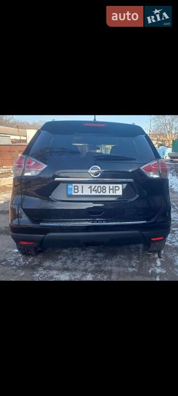 Позашляховик / Кросовер Nissan Rogue 2014 в Полтаві