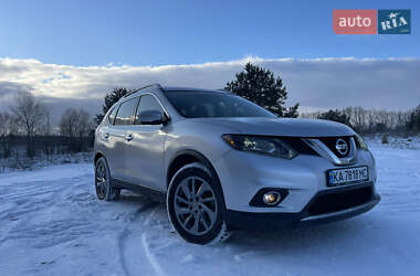 Внедорожник / Кроссовер Nissan Rogue 2014 в 