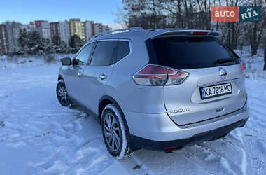 Внедорожник / Кроссовер Nissan Rogue 2014 в 