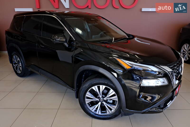 Позашляховик / Кросовер Nissan Rogue 2021 в Одесі