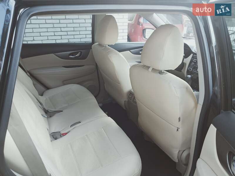 Позашляховик / Кросовер Nissan Rogue 2015 в Сокалі фото 12 Позашляховик / Кросовер Nissan Rogue 2015 в Сокалі