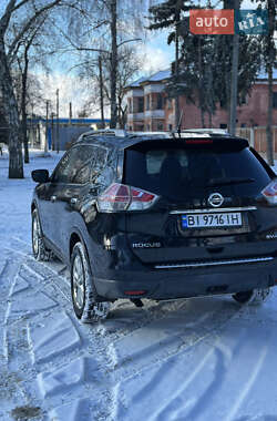 Внедорожник / Кроссовер Nissan Rogue 2015 в 