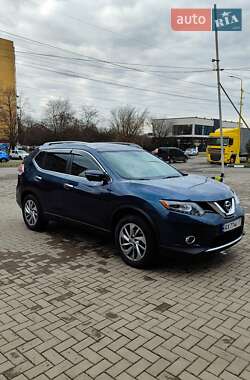 Позашляховик / Кросовер Nissan Rogue 2014 в Ужгороді