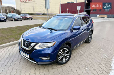 Внедорожник / Кроссовер Nissan Rogue 2016 в Виннице