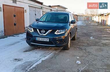 Внедорожник / Кроссовер Nissan Rogue 2016 в Житомире