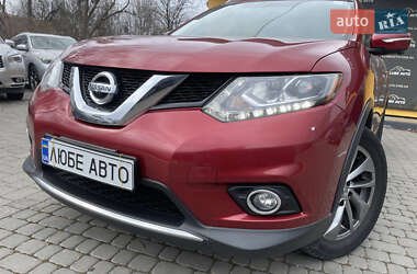 Позашляховик / Кросовер Nissan Rogue 2015 в Львові