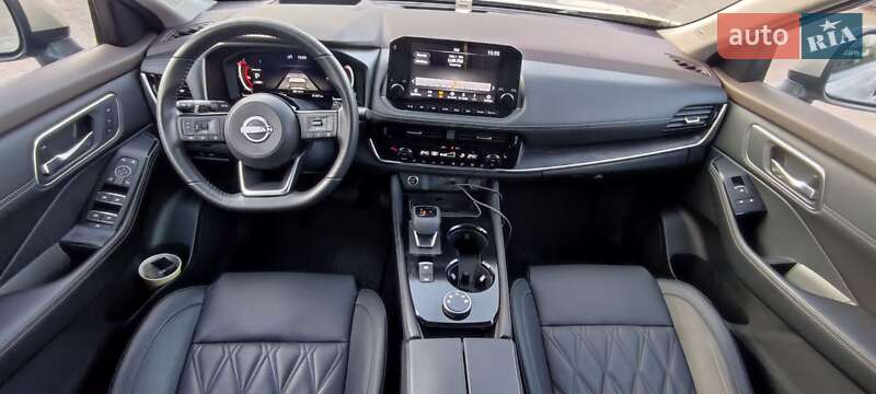 Внедорожник / Кроссовер Nissan Rogue 2023 в Черкассах