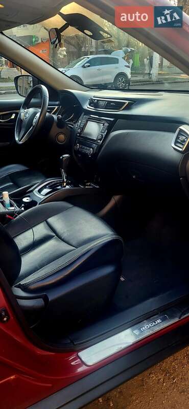 Внедорожник / Кроссовер Nissan Rogue 2014 в Одессе
