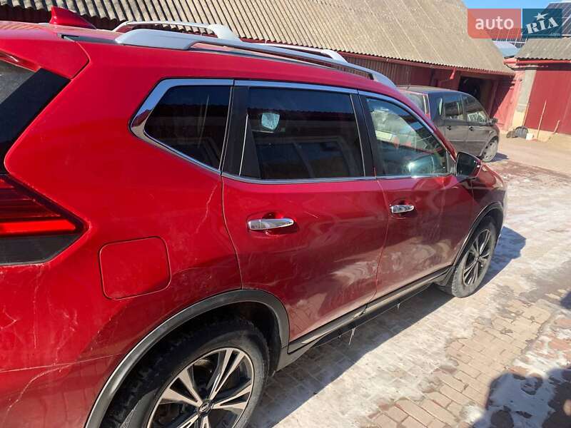 Позашляховик / Кросовер Nissan Rogue 2017 в Тернополі