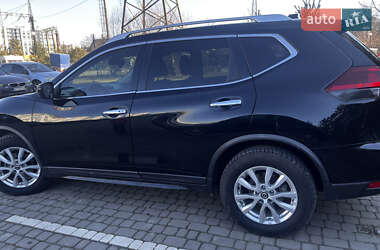Внедорожник / Кроссовер Nissan Rogue 2019 в 